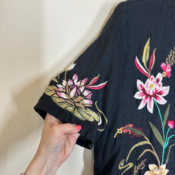 Johnny Was Maisie Easy V Neck Top Womens Size M Heavily Embroidered Linen Boho - Picture 6 of 11